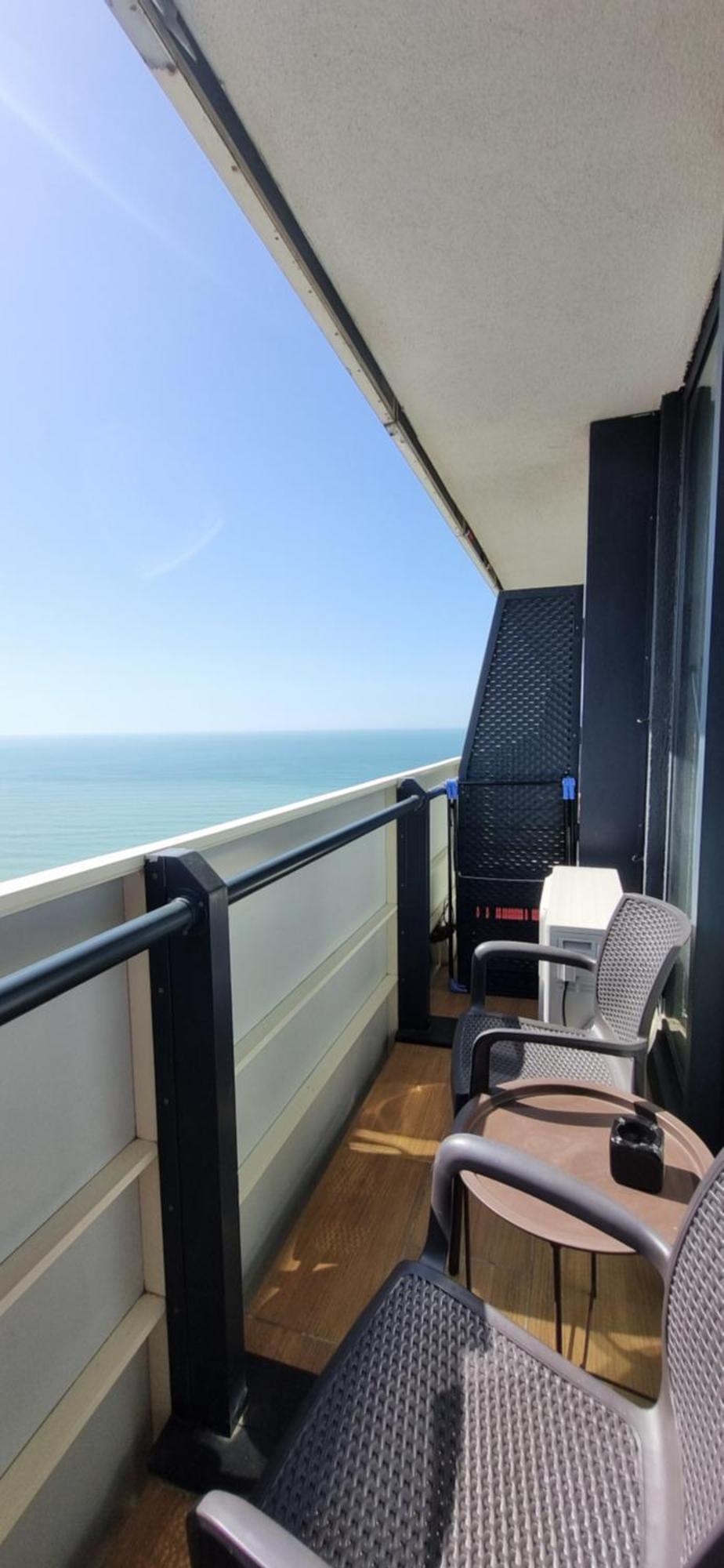 Sea View Apartments In Orbi City Батуми Экстерьер фото