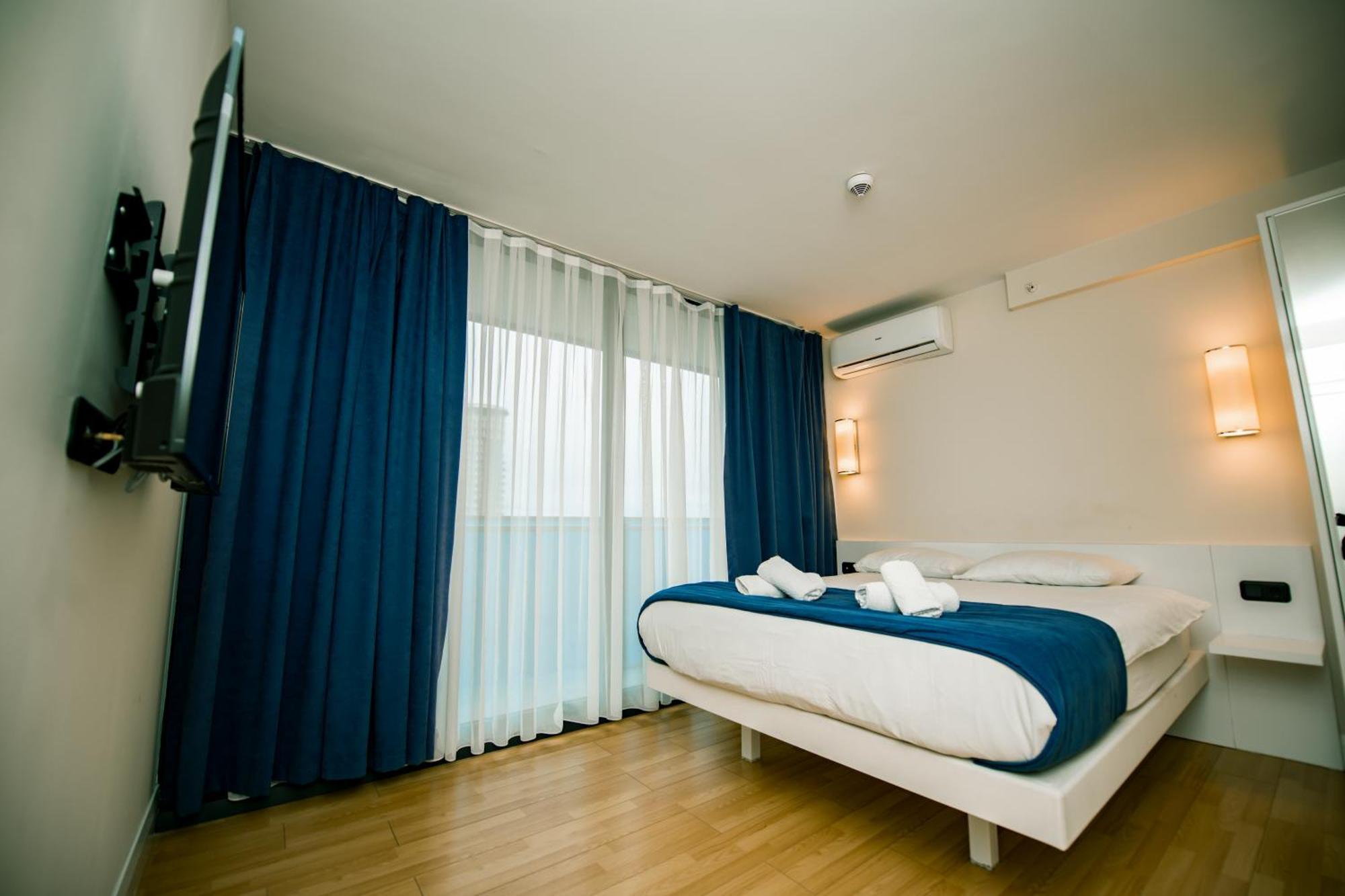 Sea View Apartments In Orbi City Батуми Экстерьер фото