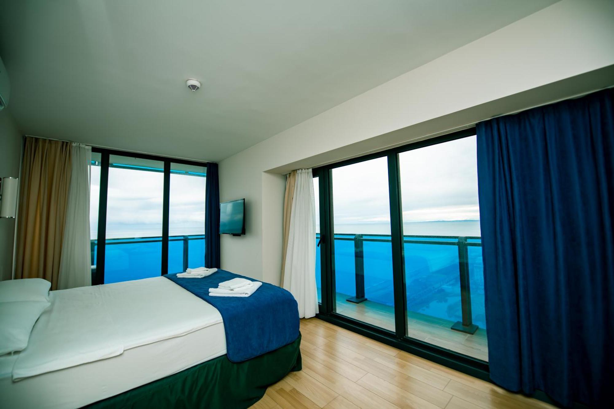 Sea View Apartments In Orbi City Батуми Экстерьер фото