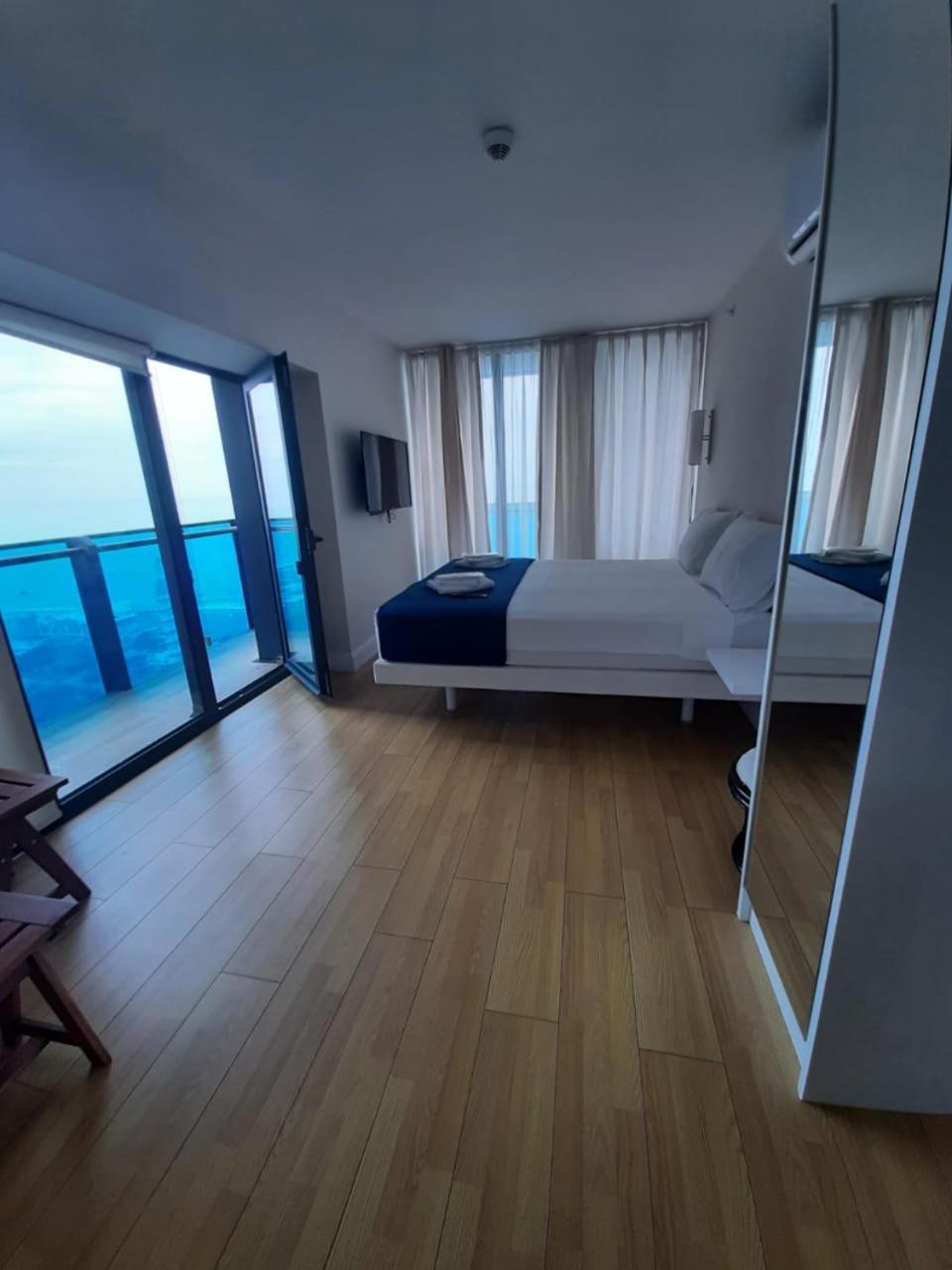Sea View Apartments In Orbi City Батуми Экстерьер фото